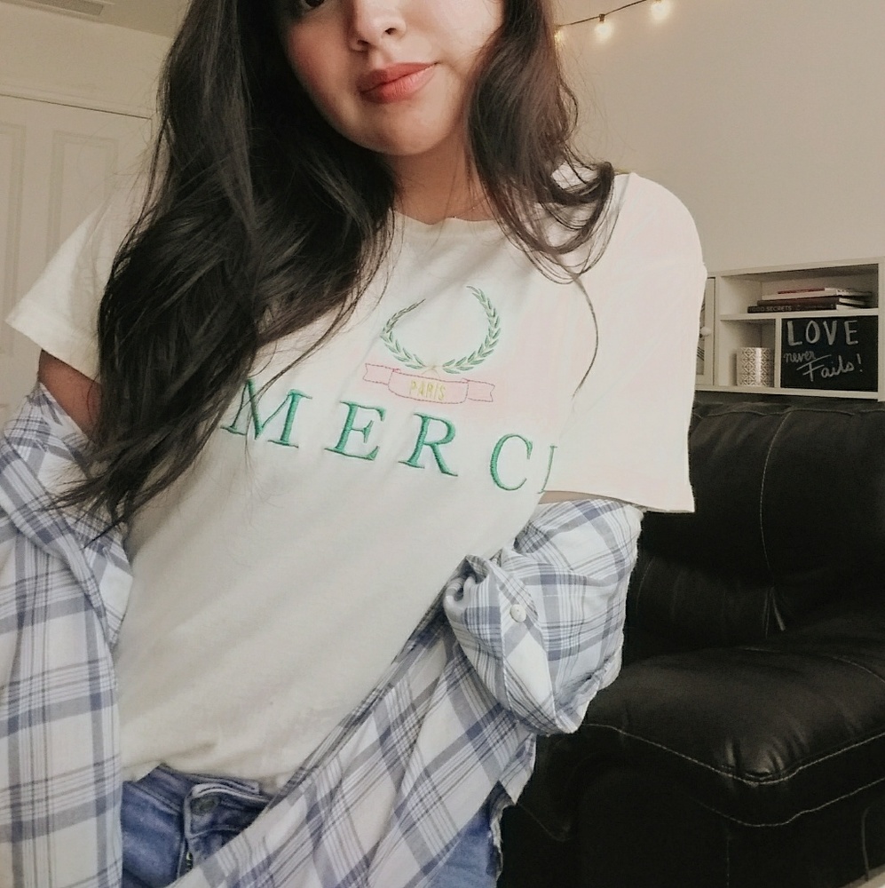 Paris Merci Graphic Tee